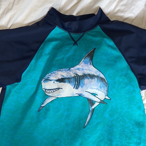 BUNDLE!! LANDS END BOYS SPF RASH GUARD - Picture 2 of 10